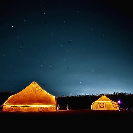 The Follies Glamping Otel Maidstone Dış mekan fotoğraf