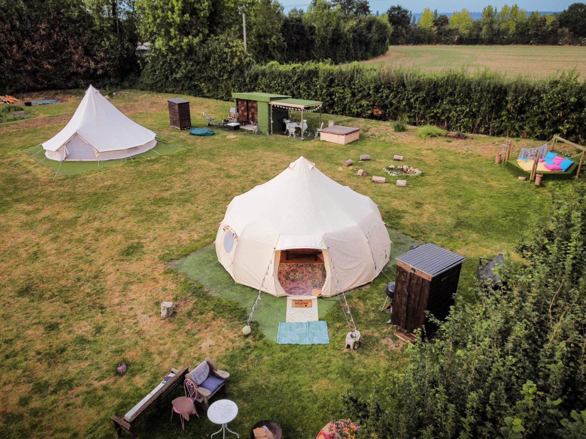 The Follies Glamping Otel Maidstone Dış mekan fotoğraf